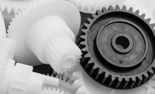 नवीनतम कंपनी समाचार के बारे में सीएनसी प्लास्टिक मशीनिंग क्या है?